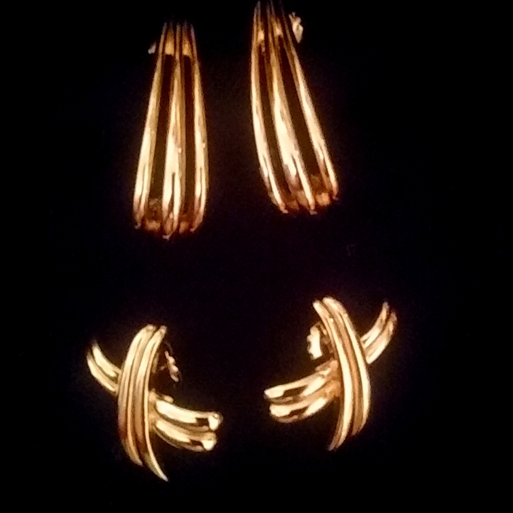 Vintage Avon Earrings